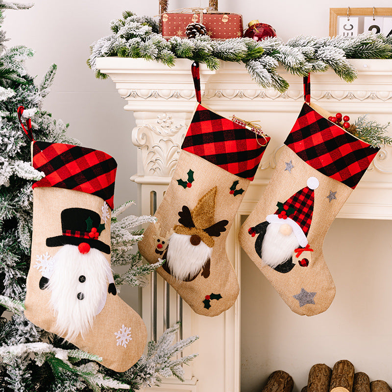 Red & Black Plaid Christmas Window Pendant – Embroidered Cloth Decoration | Pixel & Parcel Co.