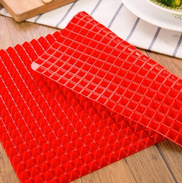 Non-Stick Silicone Pyramid Cooking & Baking Mat – Heat-Resistant Kitchen Gadget