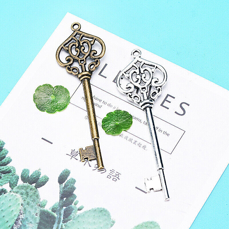 50pcs Santa Keys Charms – Tibetan Silver Christmas Skeleton Pendant Set