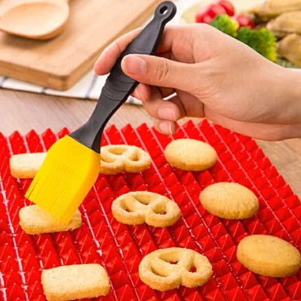 Non-Stick Silicone Pyramid Cooking & Baking Mat – Heat-Resistant Kitchen Gadget