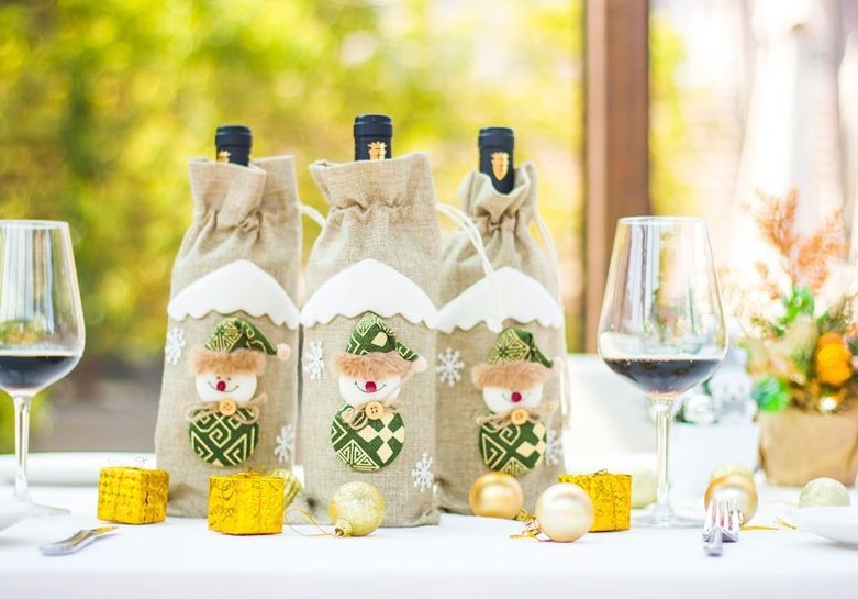 Christmas Wine Bottle Socks – Festive Holiday Decorations