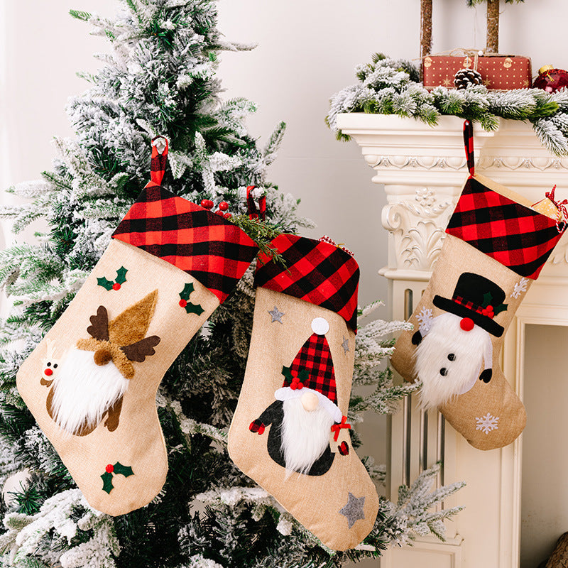 Red & Black Plaid Christmas Window Pendant – Embroidered Cloth Decoration | Pixel & Parcel Co.