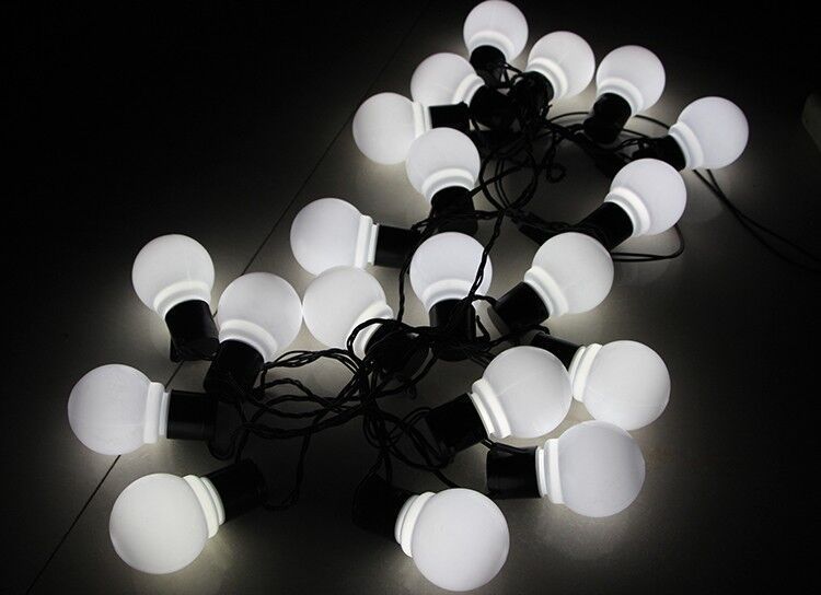 LED Bulb Christmas String Lights – Star Curtain Holiday Lights 6m (20 Bulbs) | Pixel & Parcel Co.