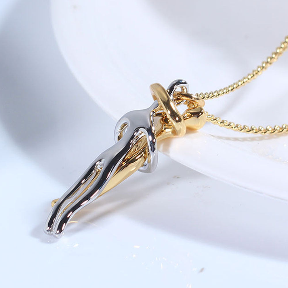 The Love Hug Necklace is the perfect gift for couples – elegant, unisex, and full of meaning.