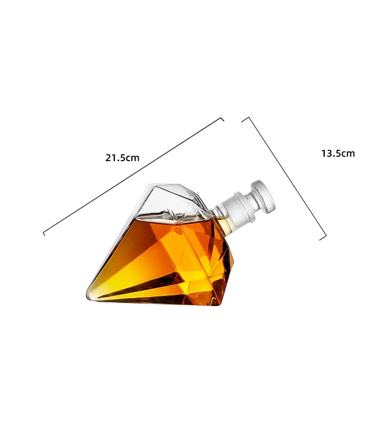 Whiskey & Wine Diamond Set – Borosilicate Glass Bottle, Glasses & Wine Pourer